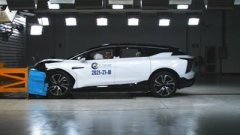 C-NCAP碰撞测试:高合Hi