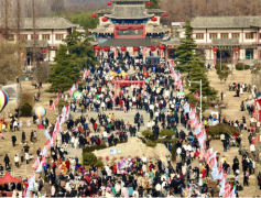 沂蒙山龟蒙景区迎来旅游